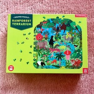 NWT Mudpuppy Rainforest Terrarium 750 piece Puzzle